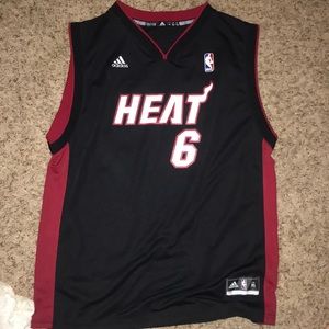 Lebron James jersey